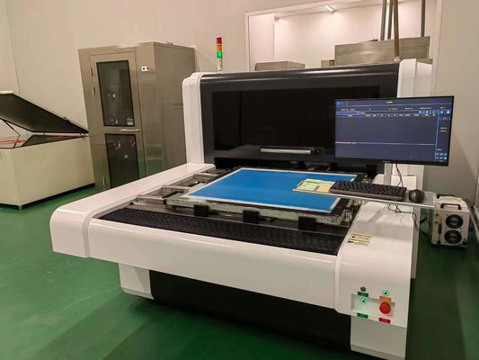 Tự động lấy nét trực tiếp vào hệ thống hình ảnh màn hình Độ phân giải in 12700Dpi